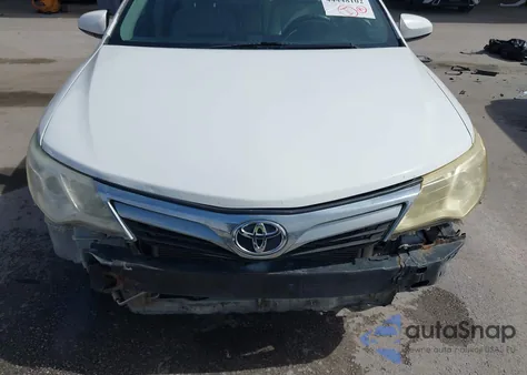 2014 Toyota Camry Le z USA, uszkodzony, nr VIN 4T1BF1FK0EU380393